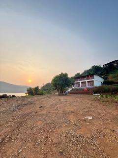 Charviks Blue Diamond Resort - Lavasa - 8