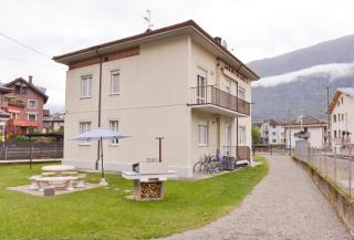 Miralago Apartments - 8 min Walk to Bernina Express - Tirano - 9