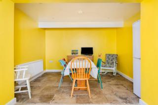 Grade II Listed Victorian house sleeps 8, 4 bedrooms - Armagh - 5