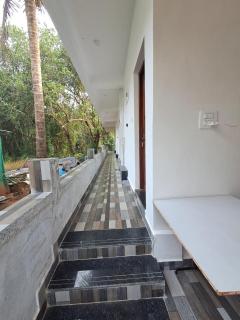 Studio Silent Grove R-6 by Mukund Sadan Arambol - Arambol - 8