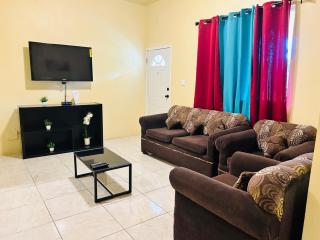 The Rest Stop- Gated Community-24 Hrs Security - Montego Bay - 8
