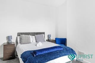 Charming 4-Bed House in Nottingham - Near City Centre, Hyson Green Market & Forest Recreation Ground - Nottingham - 9
