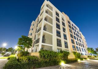 Poolview Studio شقة at Al Zahia - Sunset Escape - 8