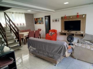 Casa próximo a Praia Morro das Pedras e Aeroporto com garagem para 2 carros - 8