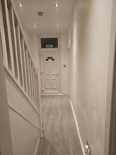 Upton House - Thornton Heath - 6
