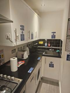 Upton House - Thornton Heath - 2