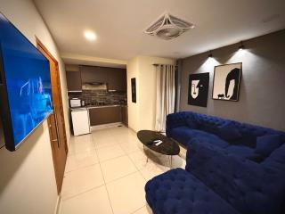 Luxury condo with rooftop pool! - Islamabad - 7