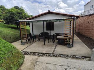 Casa de Campo Condina, hospedaje Familiar en la Naturaleza - Pereira - 9