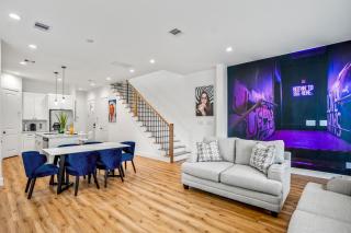 Confetti Cove, Houston Entertainment Nightlife Pad - Houston - 0