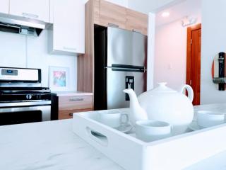 Hot Tub, Pool, Walk to Fun, Beach, Dining, Shops - Punta Cana - 1