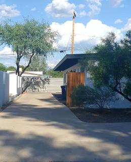 French Farmhouse in Central Tucson - Tucson - 3
