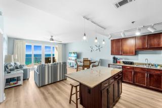 Stunning 4BD! Oceanview! Free Beach Chair Service! Sleeps 10! By Dolce Vita Getaways - Panama City Beach - 5