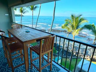 Oceanfront Luxury Condo - Kailua-Kona - 7