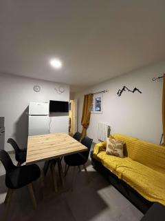 appt 4 personnes tout confort - Laveissière - 3
