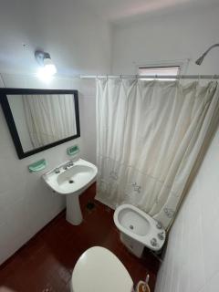 Comoda casa en Pinamar Centro - Pinamar - 4