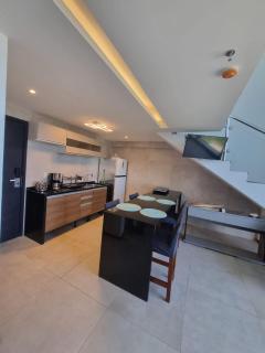 Vista EXPLENDIDA MAR, duplex na cobertura, ilha do amor Barra Home Stay - 8