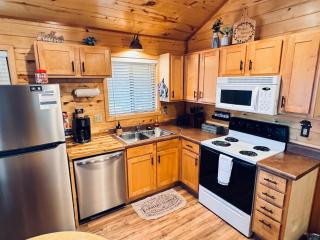 Pet Friendly Retreat in Rim Country! With a Spa! - - 5