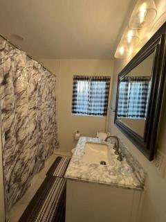 4-BR House, walkable distance to Michigan Stadium! - 8