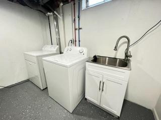 4-BR House, walkable distance to Michigan Stadium! - 6