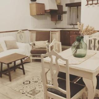 CASA RURAL LOS ABUELOS COMPLEJO CON PISCINA COMPARTIDA ,a - 7