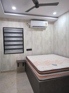 Swagan Home Stays a Deluxe Studio 1 BHK Flat - Visakhapatnam - 4