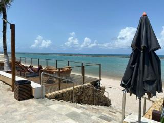 Flat com sala, suíte e banheiro social - pé na areia na praia de Muro Alto - Marupiara Suites - 4