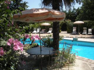 Gites Climatisés Piscine Chauffée La Balancelle - Saint-Rémy-de-Provence - 0