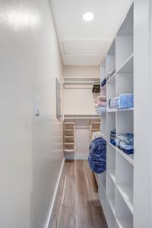 5842 Leslie-Charming, Cozy, Private 1bed1bath, Fenced Yard, Sunroom, Deck - Nashville - 3
