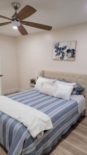 5842 Leslie-Charming, Cozy, Private 1bed1bath, Fenced Yard, Sunroom, Deck - Nashville - 2