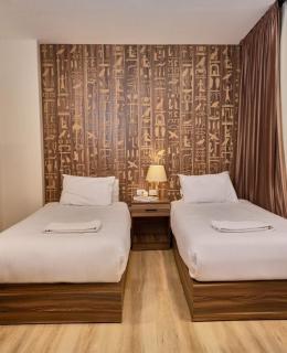 Nefertari Pyramids View Inn - 1