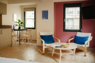 Central Studio Apartments by Parkside Boutique - 4