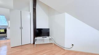 Zentrale Monteurwohnung Neumünster mit Küche & WLAN - 8