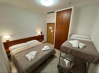 Hotel Manola - Rímini - 8