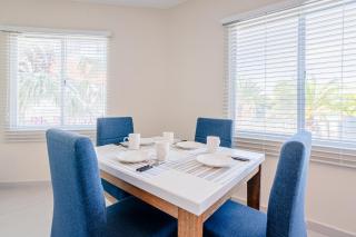 Rutena Suites Main Street 1-Bedroom Apartment with Balcony - 6