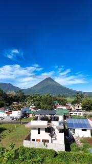 Rooftop and stunning Arenal Volcano views 3 minutes from La Fortuna - Fortuna - 2