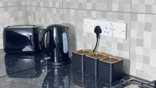 London Cosy 2 Bedroom Modern Suite - Londra - 9