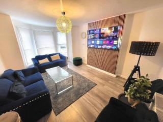 Goulden Retreat - Manchester - 7
