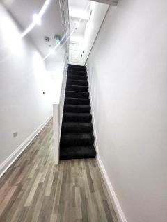 Goulden Retreat - Manchester - 8