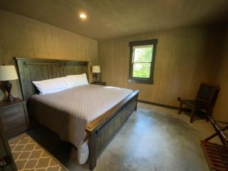 Beautiful Lodge And River Ranch Property For Up To 120 People - 3