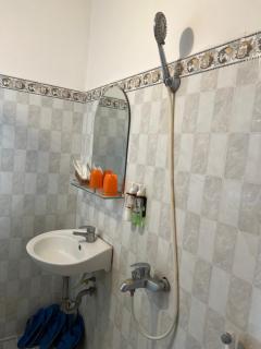 Hoang Linh Hotel - 8