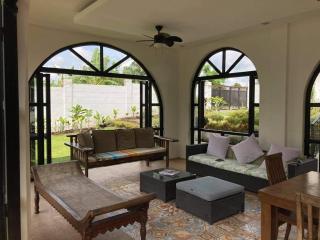 R Villas Tagaytay across Balay Dako - Kaybagal - 1