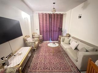 A cozy residential unit with classic touches for rent in Degla Palms Compound, 6th of Octobe - Il Cairo - 8