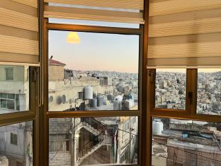 Modern, fully equipped apartment in Jabal Amman - 5