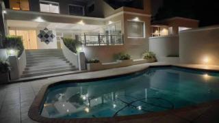 Wampex Guest House In East London - 9
