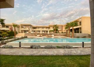 G Cribs Pool Front Studio - 1