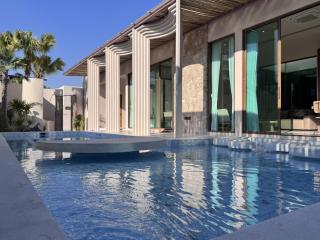 4 bedrooms Luxury Pool Villa Jomtien - 0