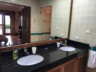Luxurious Phuket Escape - Lakewood Hills - Strand Layan - 5