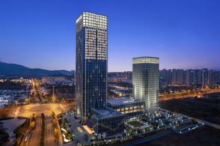 Crowne Plaza Jingmen by IHG - Jingmen - 9