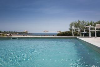 Cedar Bay Beachside Villas - 1