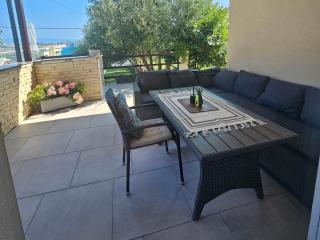Holiday house Doris with pool, garden and view - Kaštela - 2